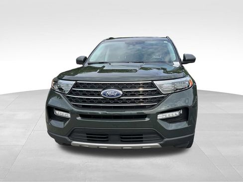 Certified 2024 Ford Explorer XLT w/ Equipment Group 202A AWD/4WD image 10