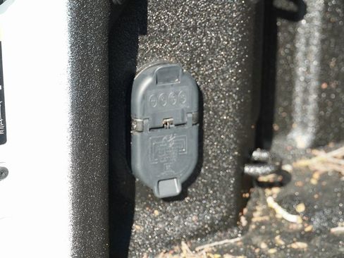 New 2026 GMC Sierra 2500 AT4 w/ AT4 Premium Plus Package image 39