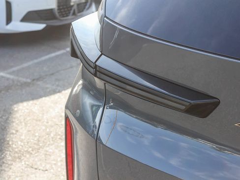 Certified 2024 BMW XM w/ M Driver's Package image 7