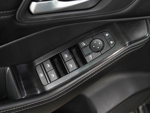 Used 2023 Nissan Rogue SV w/ SV Premium B Package AWD/4WD image 20