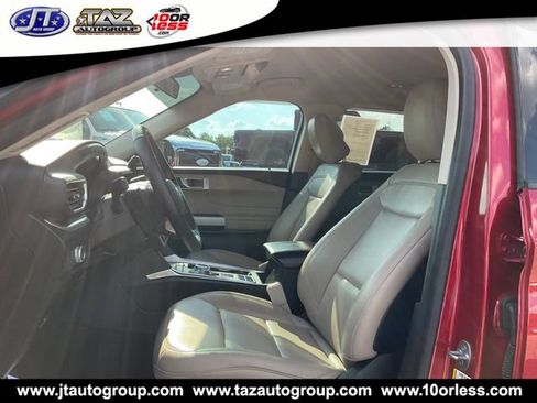 Used 2020 Ford Explorer XLT w/ Equipment Group 202A RWD image 10