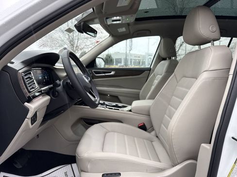 New 2026 Volkswagen Atlas SEL image 11