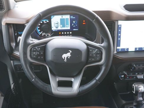 Used 2021 Ford Bronco Outer Banks AWD/4WD image 26
