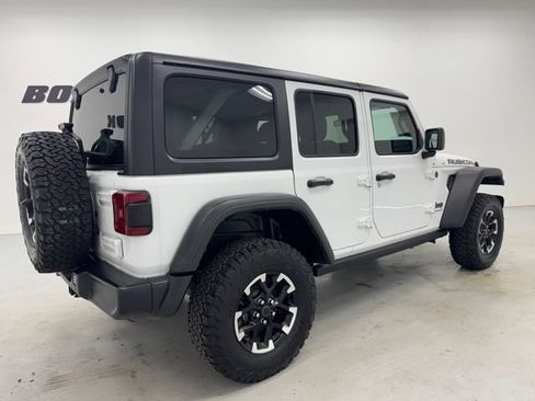 Used 2025 Jeep Wrangler Unlimited Rubicon AWD/4WD image 5