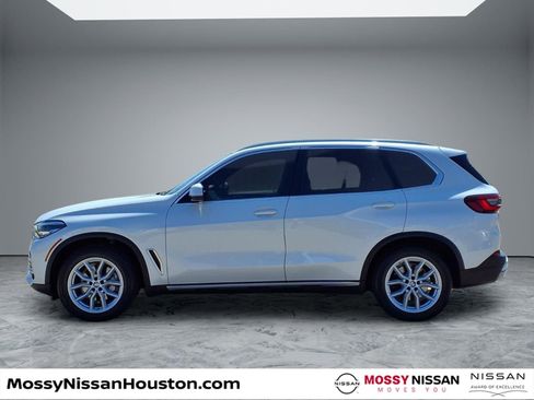 Used 2021 BMW X5 sDrive40i w/ Premium Package image 5