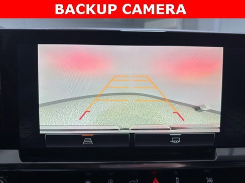 Used 2024 GMC Sierra 1500 Elevation image 2