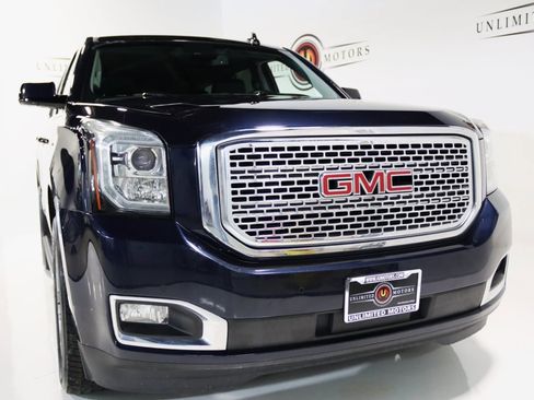 Used 2017 GMC Yukon SLT image 23