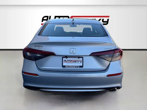 Used 2025 Honda Civic Sport image 6