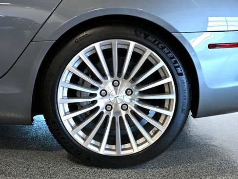 Used 2011 Aston Martin Rapide RWD image 15