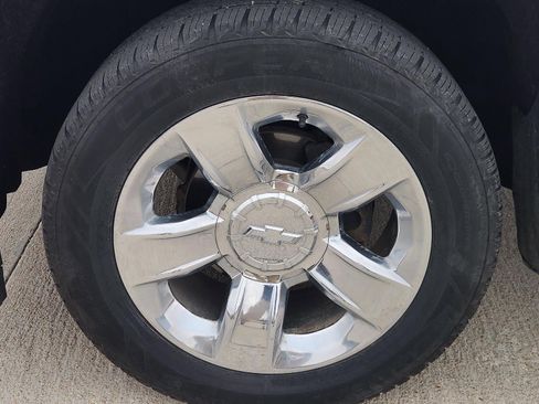 Used 2017 Chevrolet Silverado 1500 LTZ AWD/4WD image 10