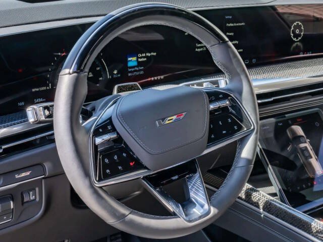 Used 2026 Cadillac Escalade V AWD/4WD image 24
