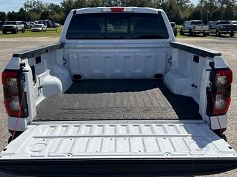 Used 2024 Ford Ranger XLT w/ FX4 Off-Road Package image 8