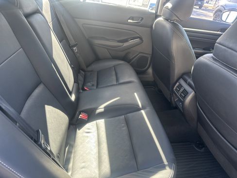 Used 2023 Nissan Altima 2.5 SL image 6