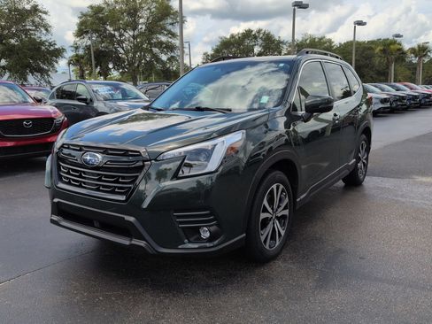 Used 2024 Subaru Forester Limited AWD/4WD image 8