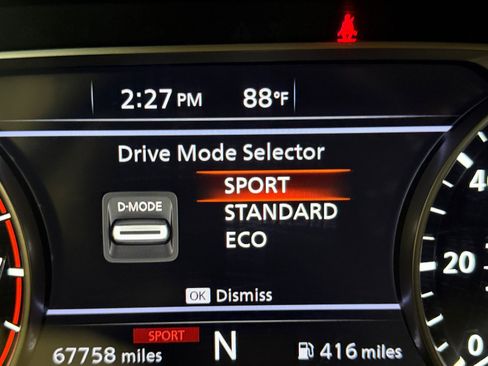 Used 2024 Nissan Rogue SV FWD image 35