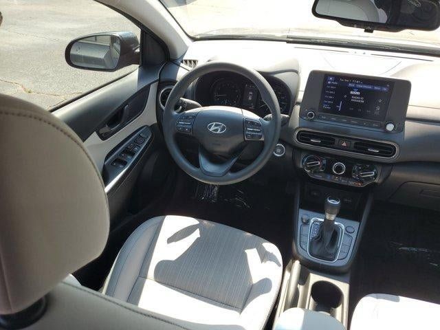 Used 2022 Hyundai Kona SEL FWD image 5