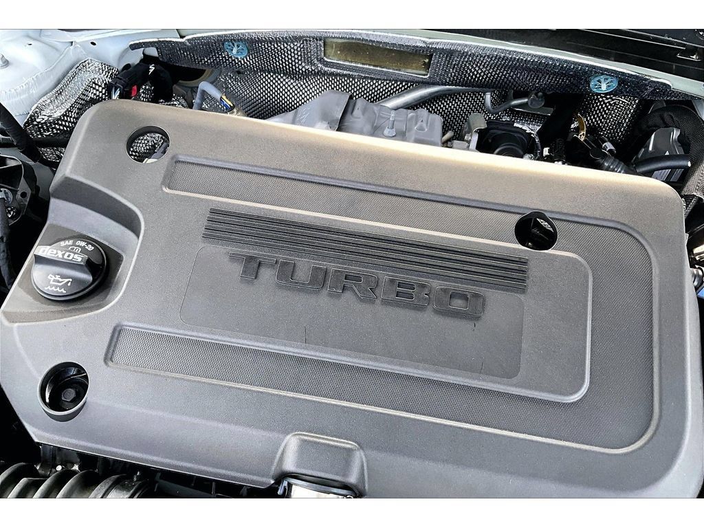 Used 2023 Buick Envision Essence w/ Technology Package I AWD/4WD image 31