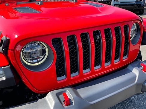 Used 2022 Jeep Gladiator Rubicon w/ LED Lighting Group AWD/4WD image 30