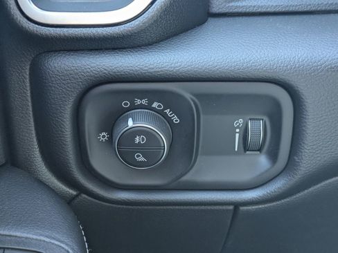 New 2026 RAM 2500 Big Horn AWD/4WD image 24