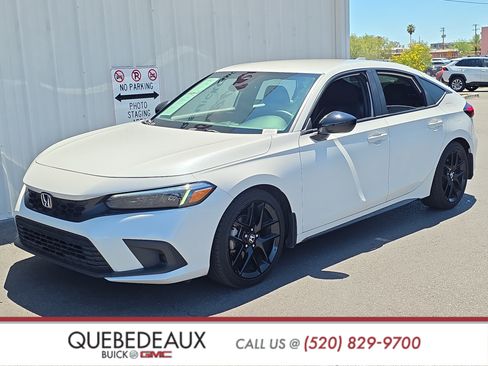 Used 2024 Honda Civic Sport image 3