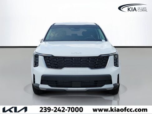 New 2026 Kia Sorento LX FWD image 2