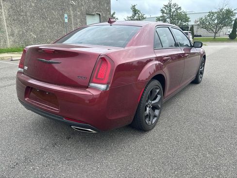 Certified 2023 Chrysler 300 Touring w/ Sport Appearance Package RWD image 7