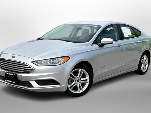 Used 2018 Ford Fusion S image 13