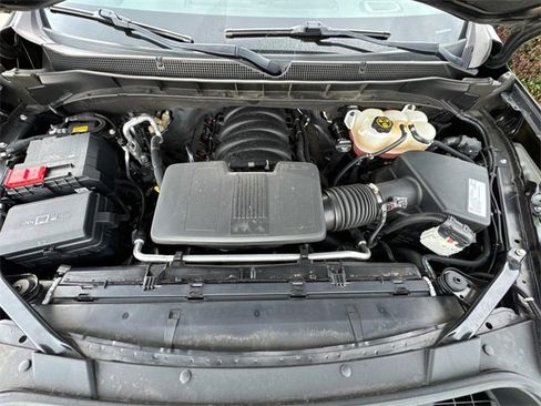 Used 2021 Chevrolet Suburban RST image 10