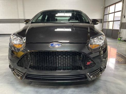 Used 2013 Ford Focus ST FWD image 5