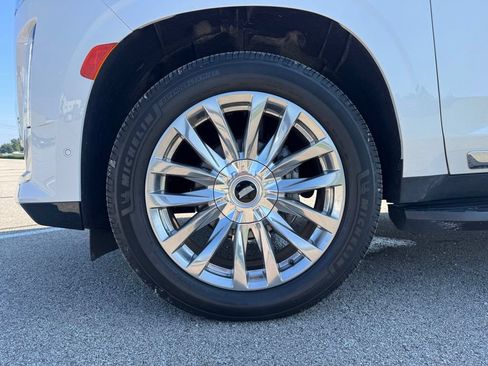 Certified 2023 Cadillac Escalade ESV Premium Luxury AWD/4WD image 14