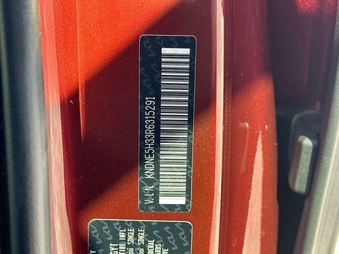 Used 2024 Kia Carnival SX Prestige image 35