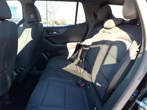 New 2026 Chevrolet Equinox LT w/ LPO, Floor Liner Package image 8