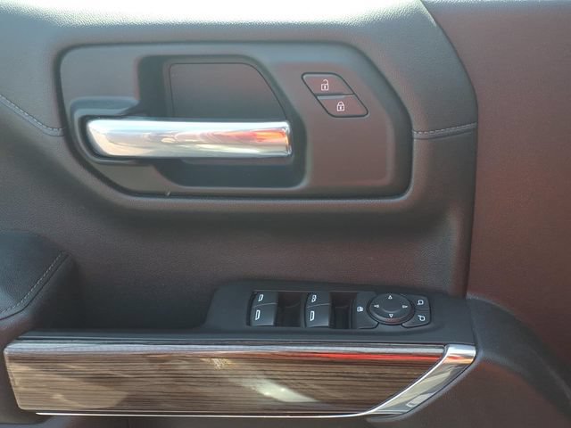 Used 2022 Chevrolet Silverado 1500 LT Trail Boss w/ Bed Protection Package AWD/4WD image 16