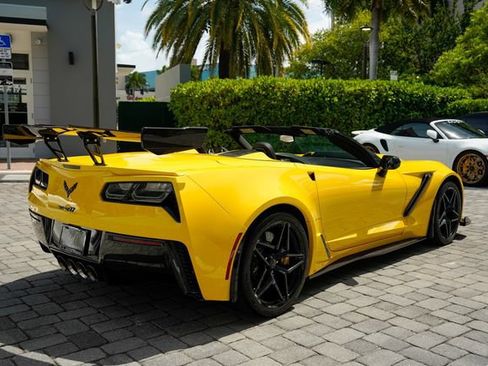 Used 2019 Chevrolet Corvette ZR1 RWD image 27