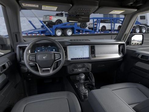 New 2026 Ford Bronco Badlands image 9