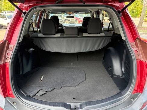 Used 2014 Toyota RAV4 LE FWD image 34