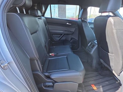 Used 2023 Volkswagen Atlas Cross Sport SE image 14