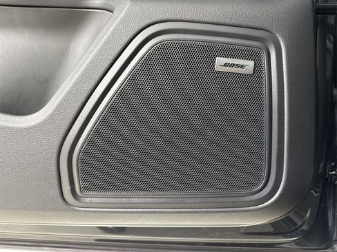 Certified 2025 Porsche Macan image 35