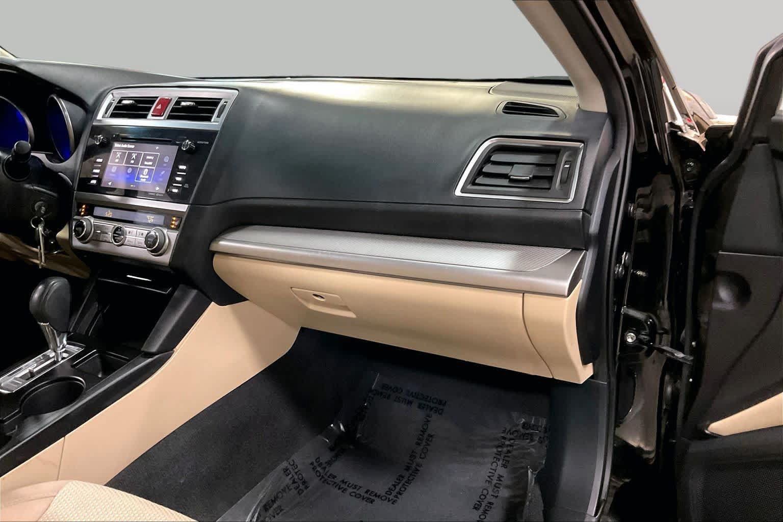 Used 2017 Subaru Outback 2.5i Premium AWD/4WD image 19