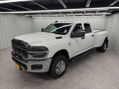 New 2026 RAM 3500 Tradesman AWD/4WD image 2
