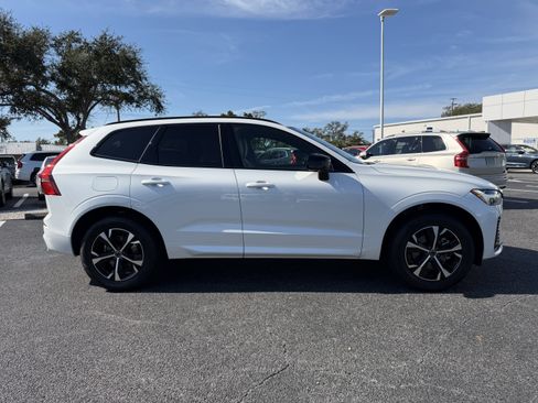 New 2026 Volvo XC60 B5 Core w/ Protection Package image 2