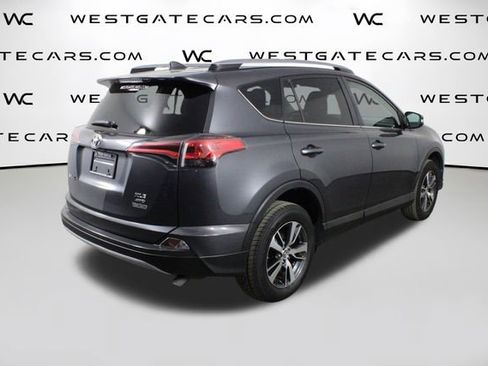 Used 2018 Toyota RAV4 XLE image 43