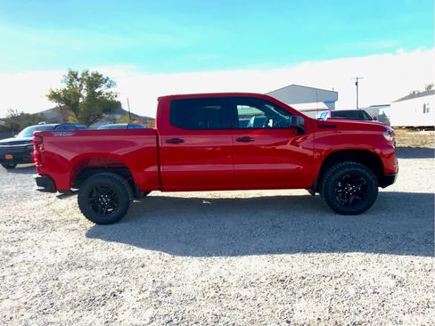 New 2026 Chevrolet Silverado 1500 Custom Trail Boss w/ LPO, Dark Essentials Package image 6