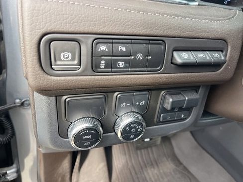 Used 2024 GMC Yukon Denali w/ Max Trailering Package image 19