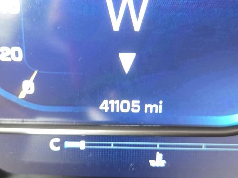 Used 2022 Chevrolet Silverado 1500 LT Trail Boss w/ LT Trail Boss Premium Package image 11