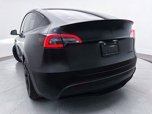 Used 2022 Tesla Model Y Performance image 4