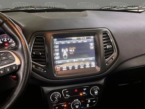 Used 2021 Jeep Compass Trailhawk w/ Sun and Sound Group AWD/4WD image 31