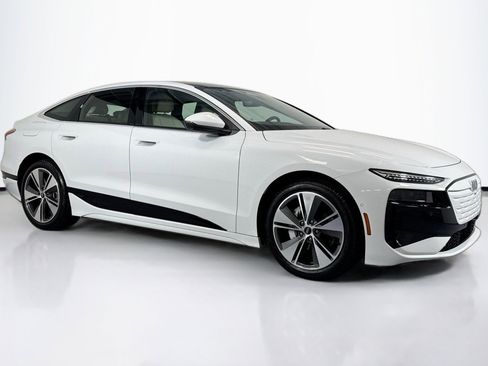 Used 2025 Audi A6 e-tron Premium Plus w/ Premium Plus RWD image 3