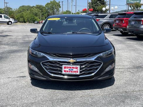 Used 2025 Chevrolet Malibu LT FWD image 9