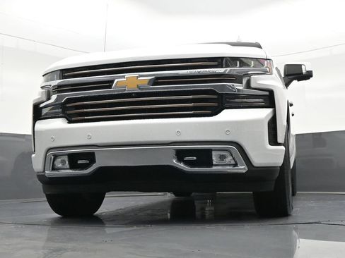 Used 2020 Chevrolet Silverado 1500 High Country w/ Technology Package image 30